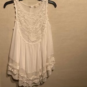 Sleeveless flowy tank top, Altar’d State brand size small, cream/white.